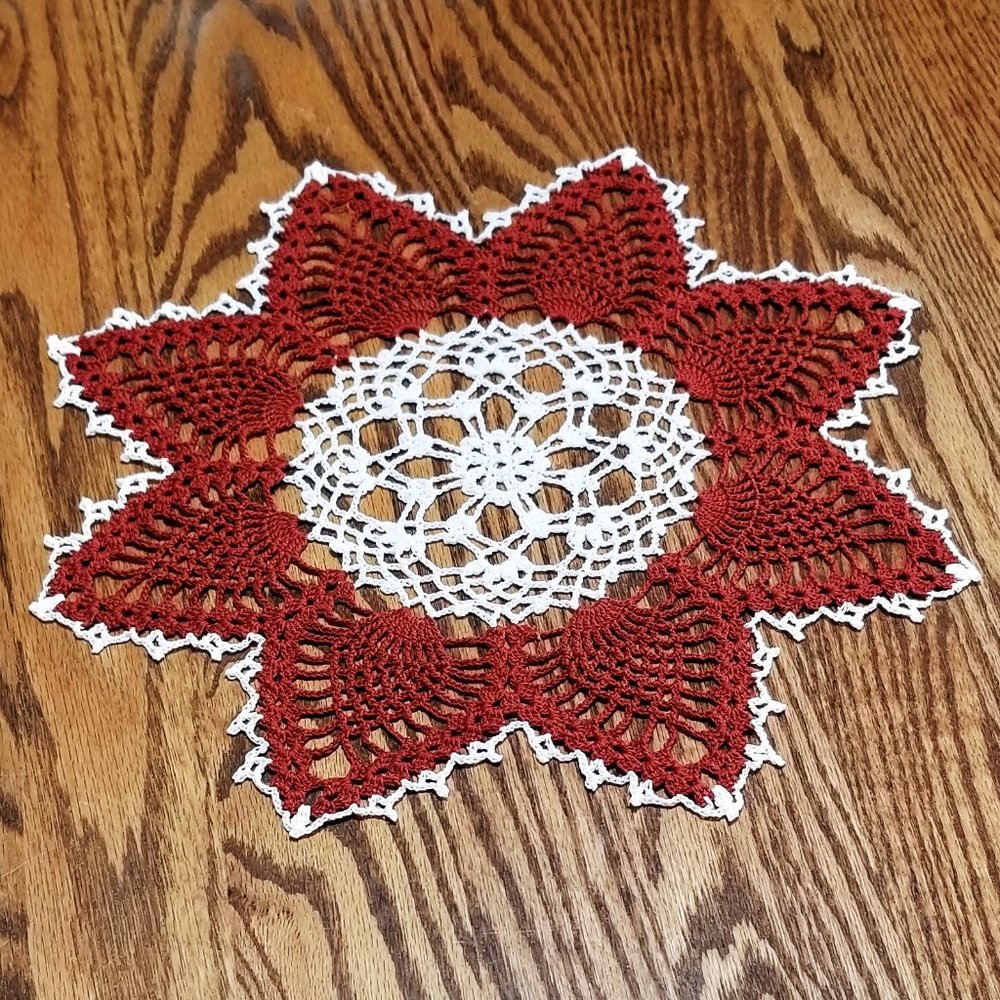 Vintage Style New  14" Center Hand Crafted Pineapple Russet & White Doily
